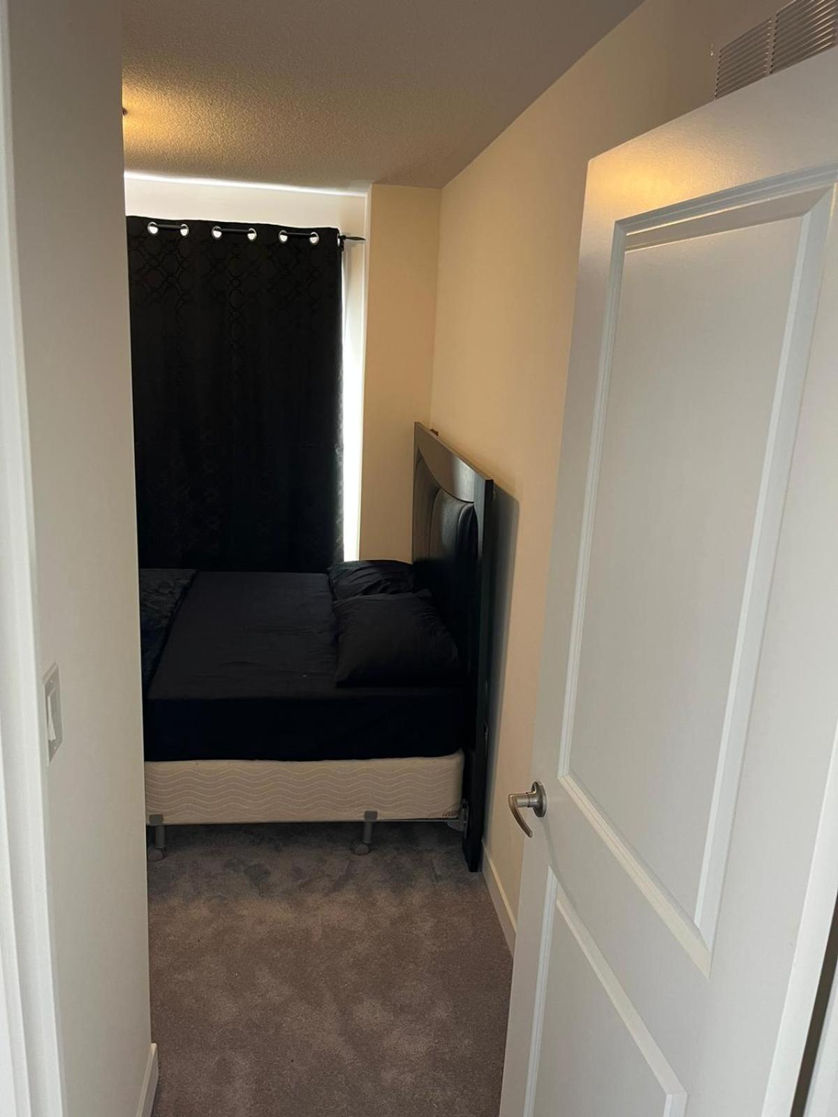 Luxury Brand New Townhouse In Milton Ontario 아파트 외부 사진